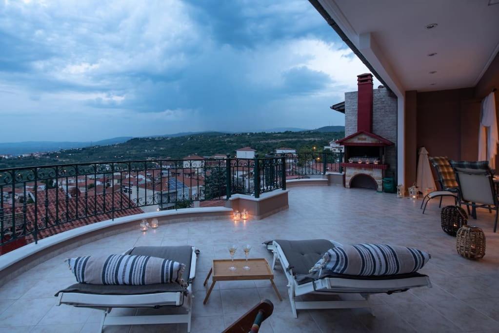 Amazing View With Huge Balcony Διαμέρισμα Βέροια Εξωτερικό φωτογραφία